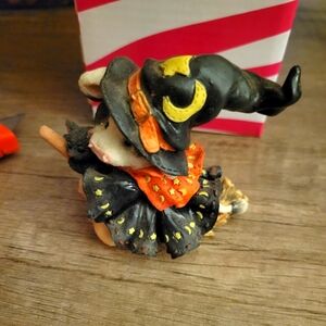 Retired Enesco Collectible 1996